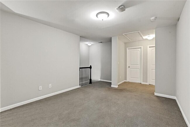 Building Photo - 1237 Foxcroft Ln
