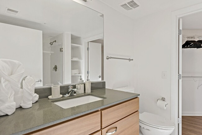 Building Photo - 8106 Leesburg Pike