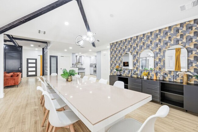 Building Photo - 3705 Trilogy Dr