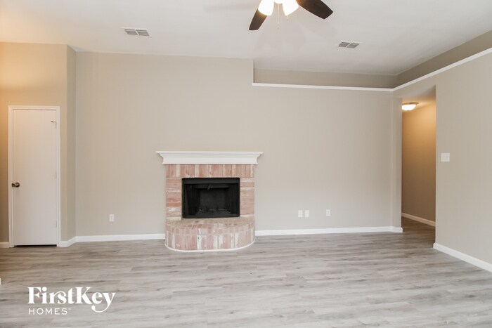 Building Photo - 6413 Riverwater Trail