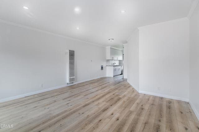 Building Photo - 1736 Normandie Ave
