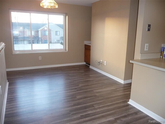 Building Photo - 30631 Hidden Pines Ln