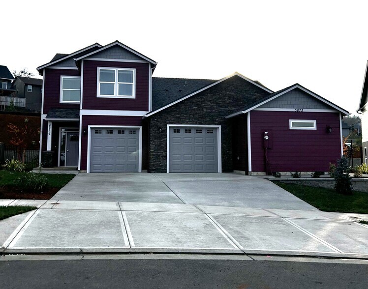 Primary Photo - 5873 Joynak St S