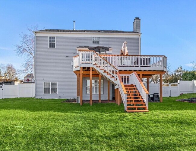 Building Photo - Room for rent - includes all utilities, in...