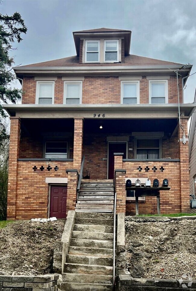 Building Photo - 946 Beaver Rd
