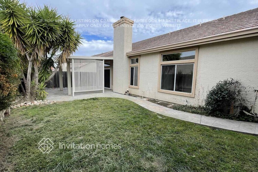 Building Photo - 4748 Brookside Cir