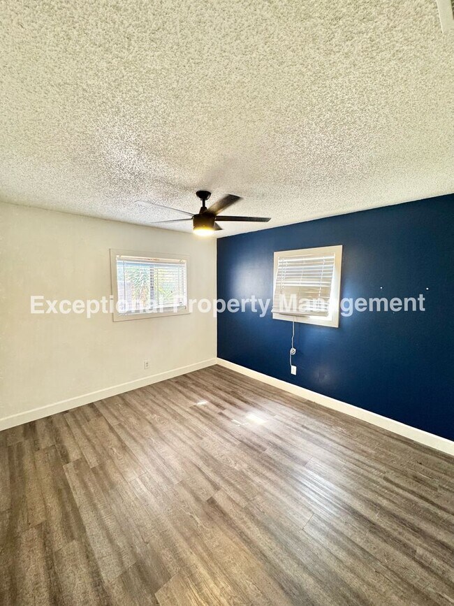 Building Photo - Great 3 bed 2 bath home
