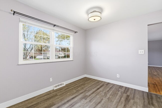 Building Photo - 6479 Karl Rd