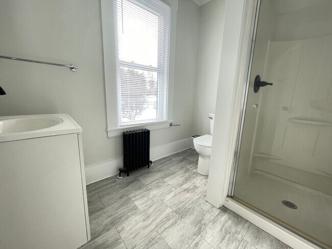 Building Photo - 73 6th St