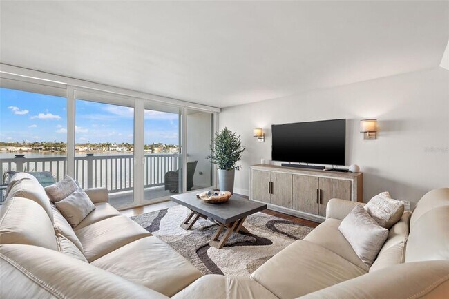 Building Photo - 500 Treasure Island Causeway