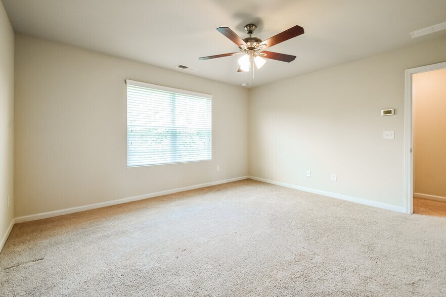Building Photo - 307 Hamilton Pointe Dr