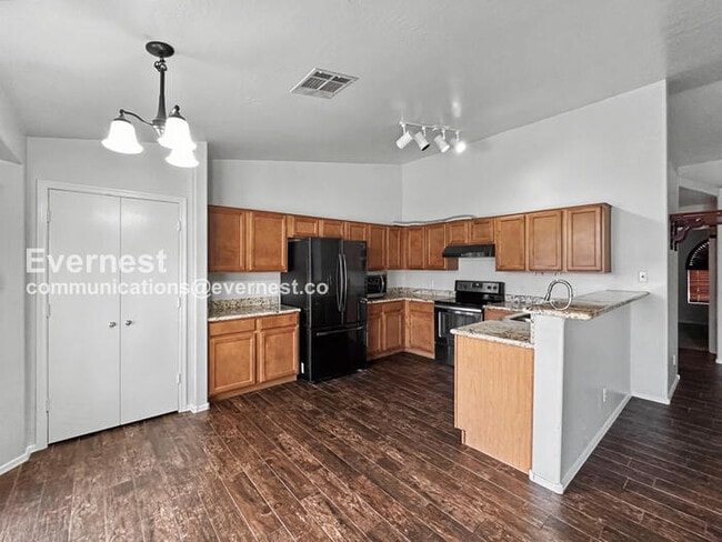 Building Photo - 4819 E Shapinsay Dr