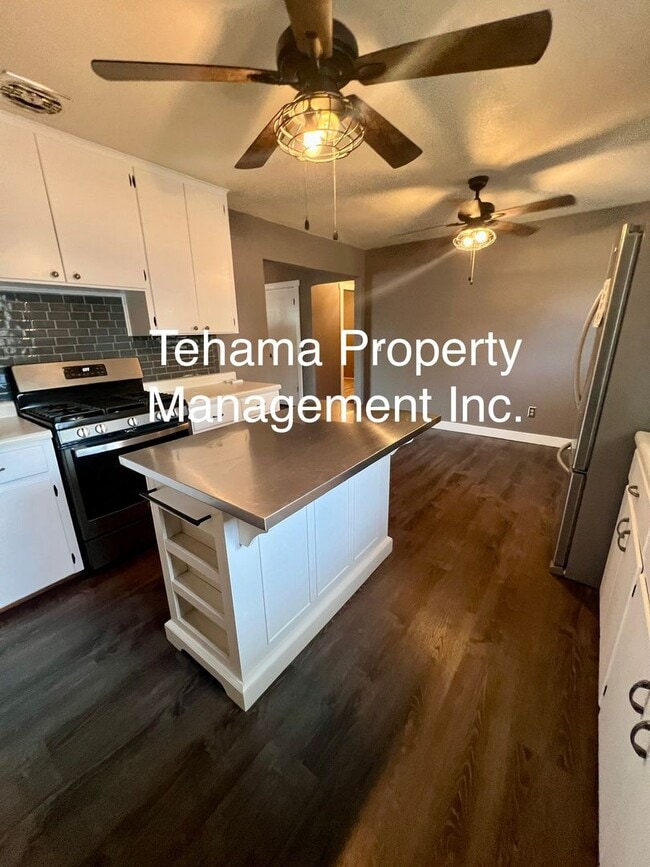 Building Photo - Charming 3 bedroom 1 bath home in Corning