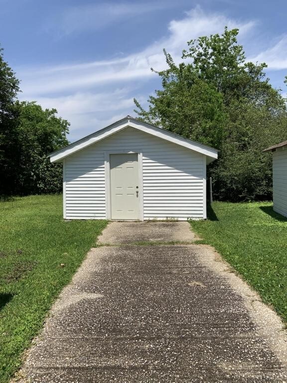 Building Photo - 603 Gulf St
