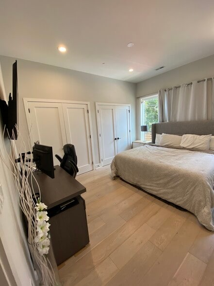 Building Photo - 7129 Georgia Ave NW