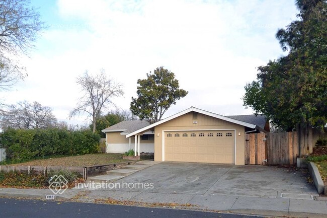 Building Photo - 402 Springvalley Dr