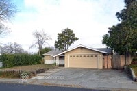 Building Photo - 402 Springvalley Dr