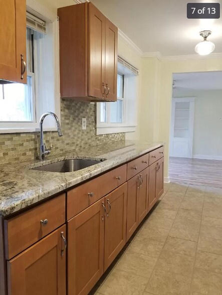 Building Photo - 30 Hobson Ave