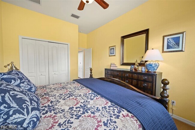 Building Photo - 13800 Farnese Dr