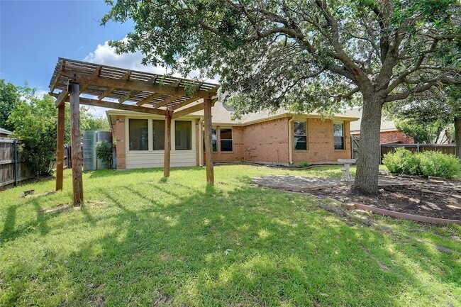 Building Photo - 3425 Crisoforo Dr