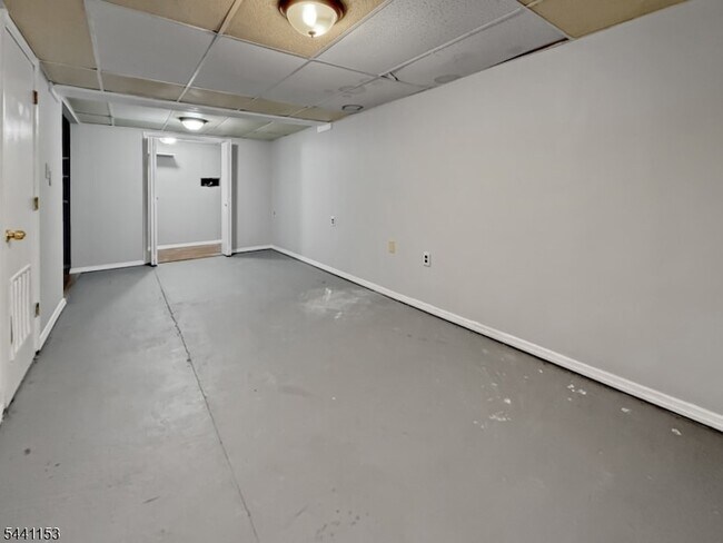 Building Photo - 249 Mercer St