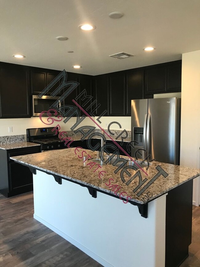 Building Photo - Pine River community