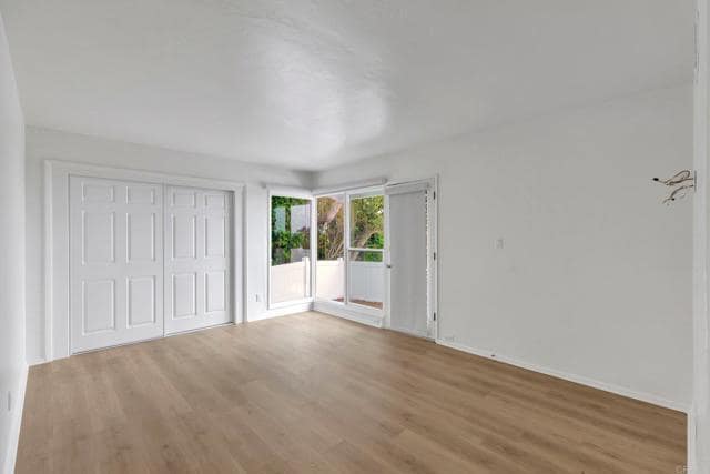Building Photo - 6490 La Jolla Scenic S Dr