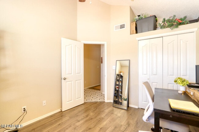 Building Photo - 14241 Smokey Point Dr