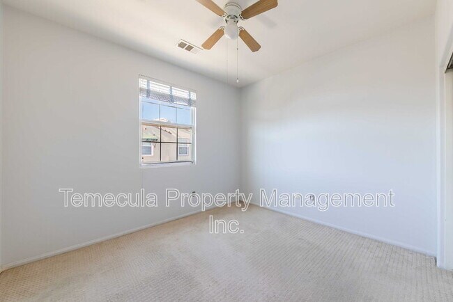 Building Photo - 31170 Sunflower Way