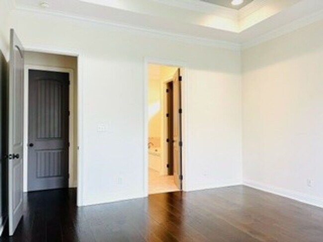 Building Photo - Home for Lease In Graywood Available on 2/...