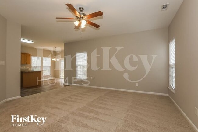 Building Photo - 13312 Salvo Dr