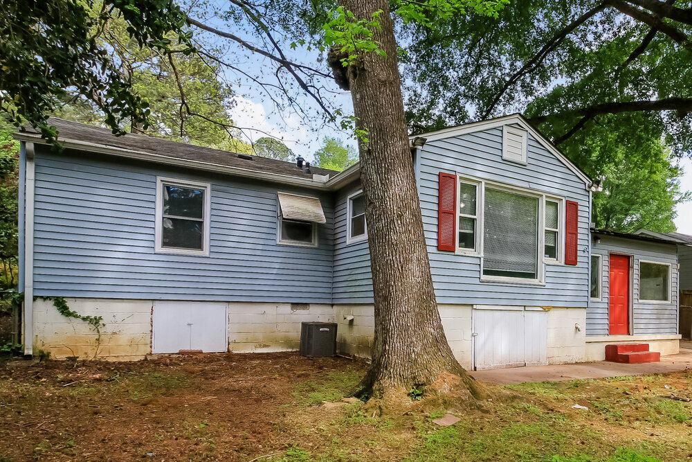 Building Photo - 839 Gresham Ave SE