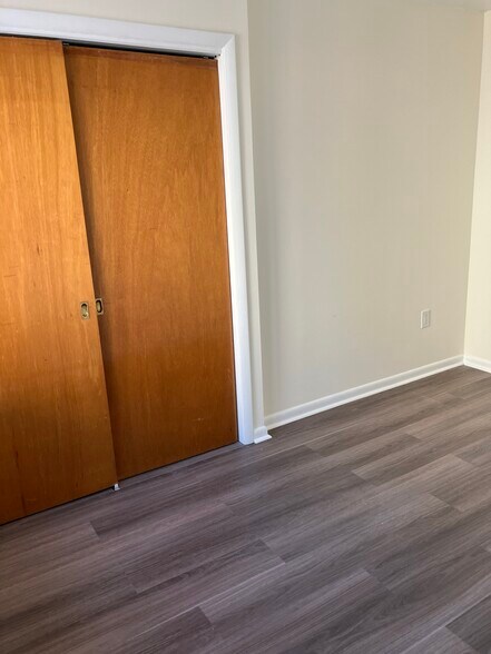 Building Photo - 136 N 10th St