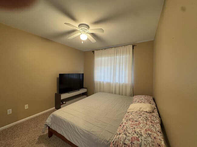 Building Photo - 10278 S Rotherwood Cir