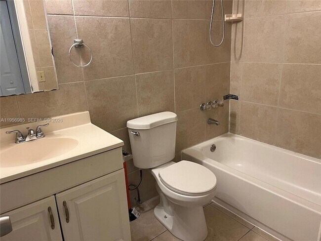 Building Photo - 8420 SW 154th Cir Ct