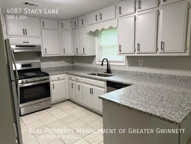 Building Photo - 4087 Stacy Ln