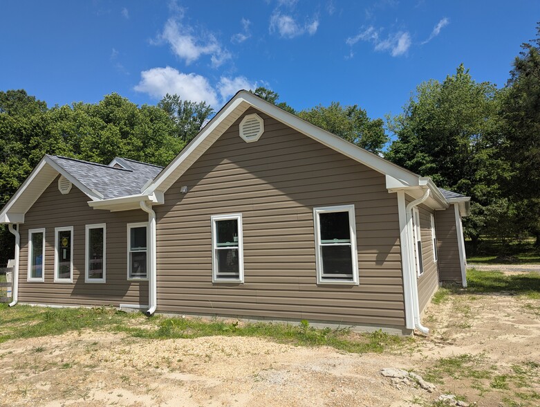 Building Photo - 4575 Chapel Springs Pl