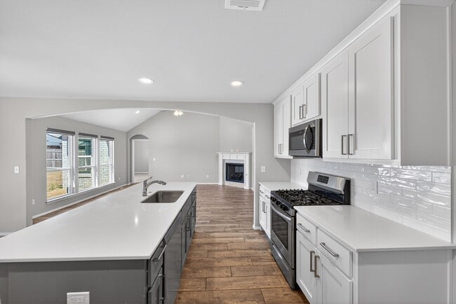 Building Photo - 4018 S 14th Pl