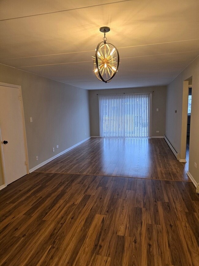 Building Photo - 4754 W 101st St