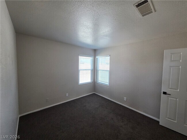 Building Photo - 2275 Ramsgate Dr