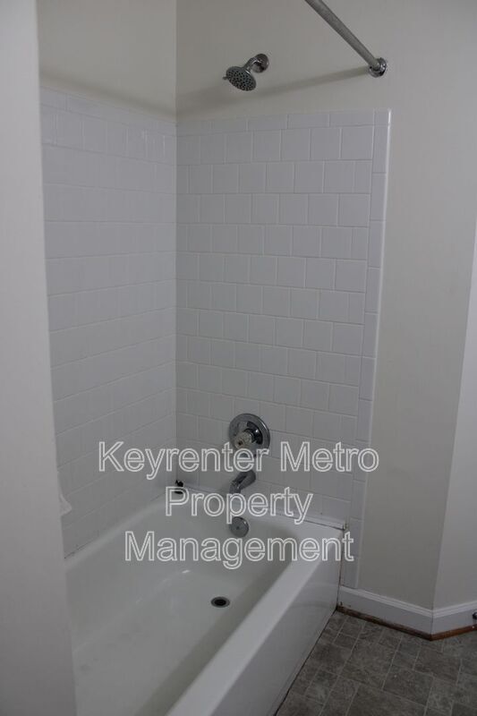 Building Photo - 6100 St Ignatius Dr