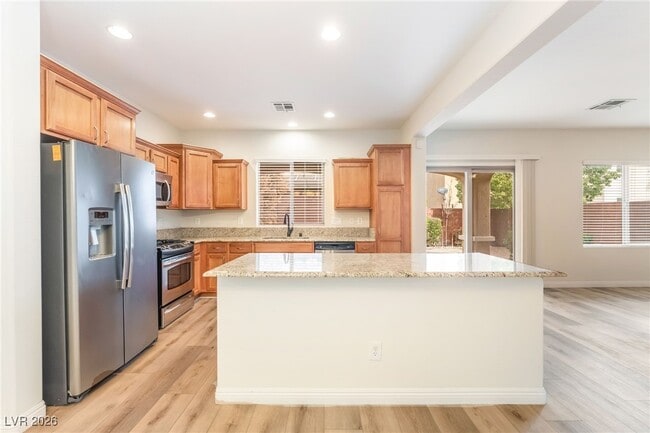 Building Photo - 10822 La Florentina Ave