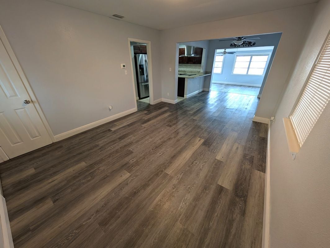 Building Photo - 7173 Darien Way