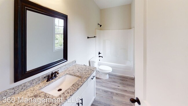 Building Photo - 4 br, 4 bath House - 868 Twin Forks Ave #12