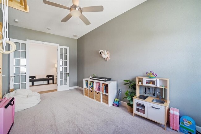 Building Photo - 256 Smoke Tree Cir