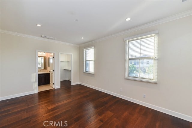 Building Photo - 40 Skyward