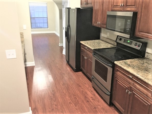 Building Photo - 4466 Hunters Haven Ln E