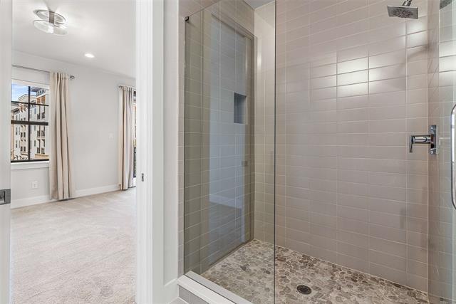 Building Photo - 2800 Lakeside Pkwy