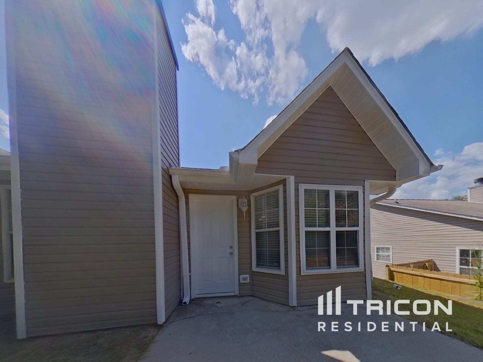 Building Photo - 10622 Cherry Cove