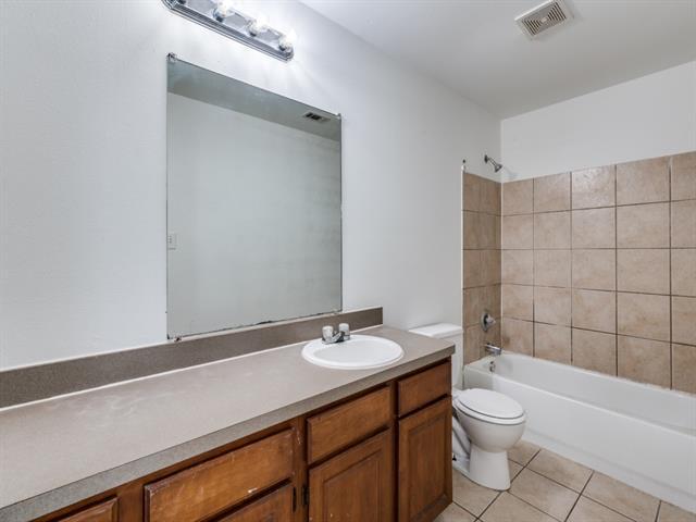 Building Photo - 4516 Alamosa St